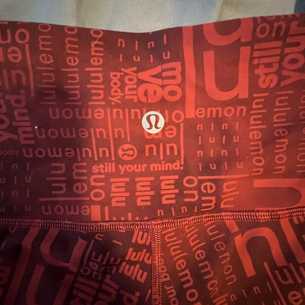 Barely worn Lulu’s